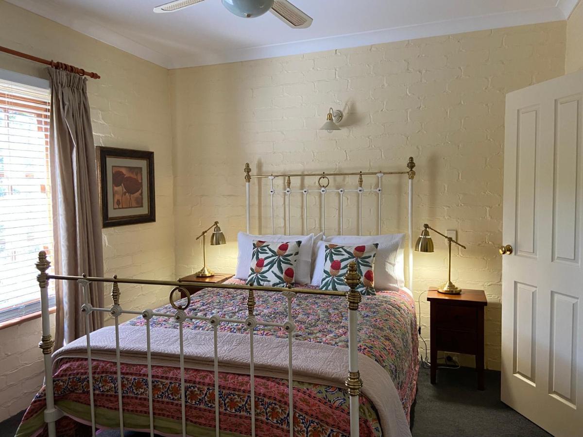 Battunga Cottages Watervale エクステリア 写真