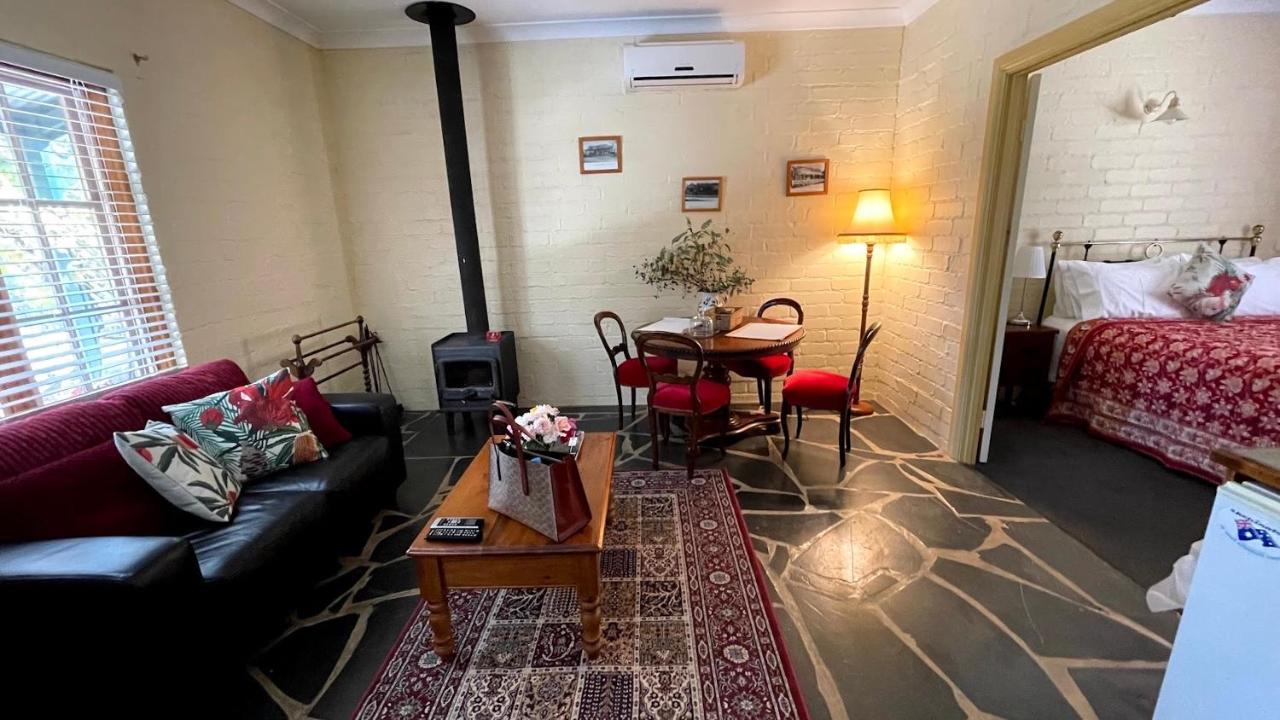 Battunga Cottages Watervale エクステリア 写真