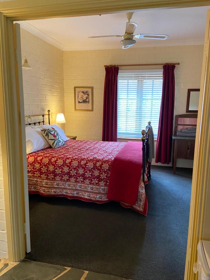Battunga Cottages Watervale エクステリア 写真