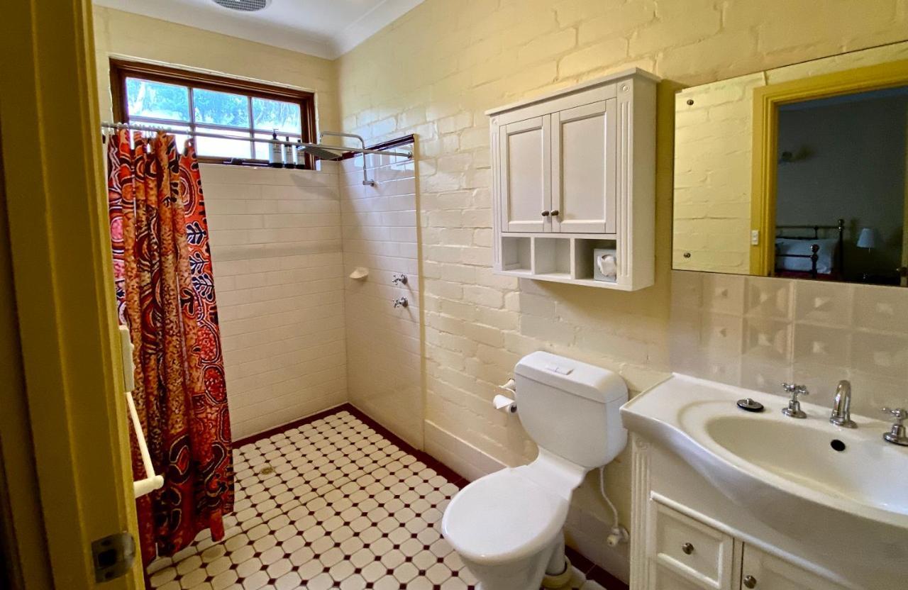 Battunga Cottages Watervale エクステリア 写真
